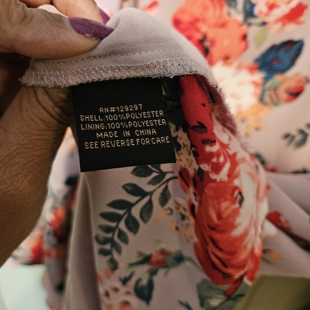 Iman Pink Floral Bell Sleeve Blouse w/ Bell Sleeves Plus-Size 2X, Flowy, Office - Picture 5 of 6